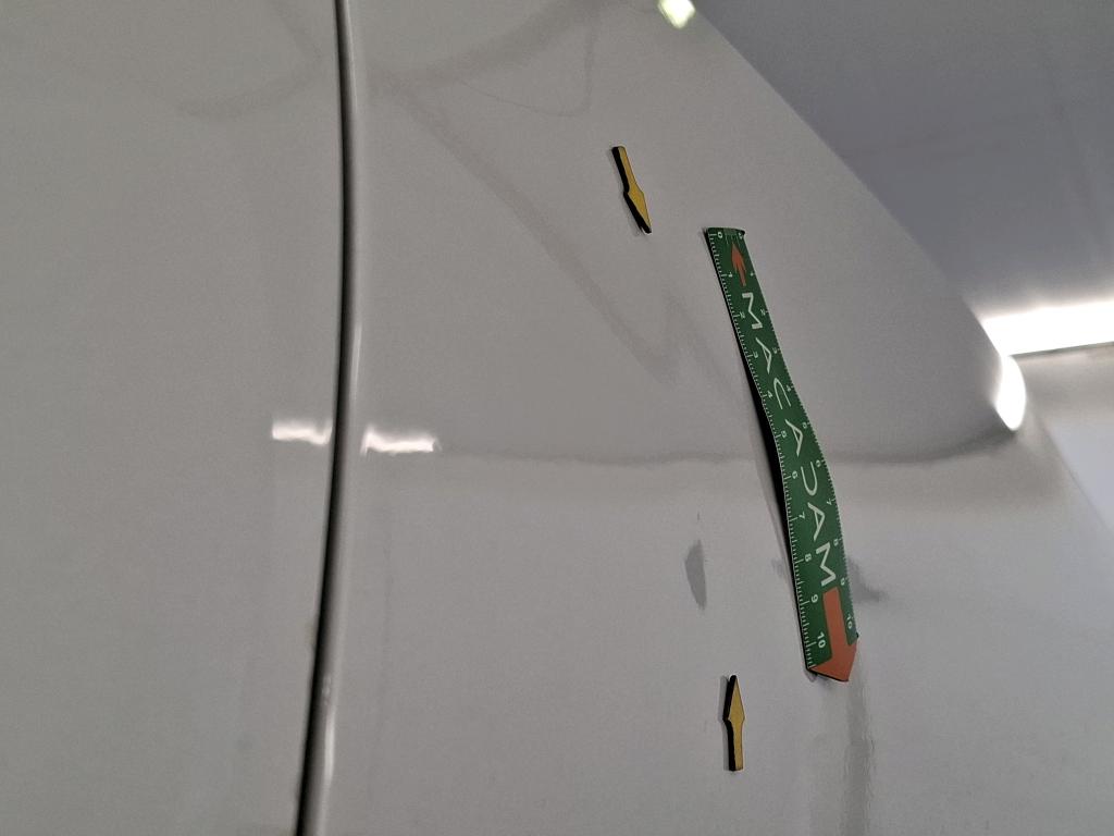 NISSAN  2025
