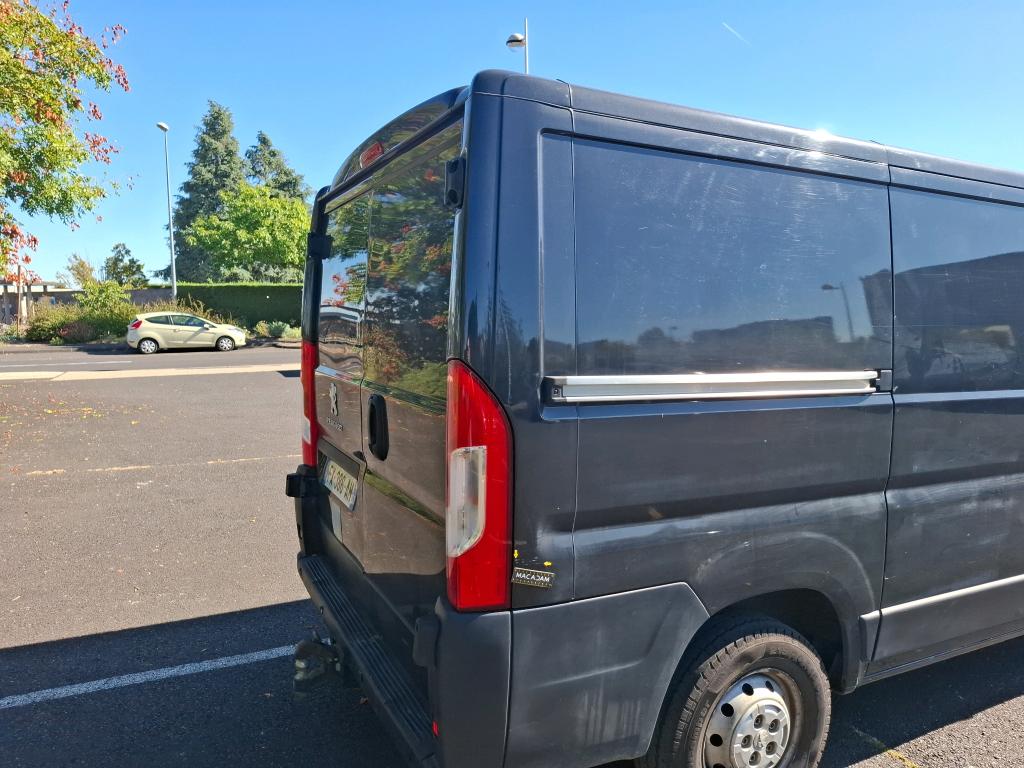 PEUGEOT BOXER FOURGON TOLE 330 L1H1 BLUEHDI 120 S&S PREMIUM 2021