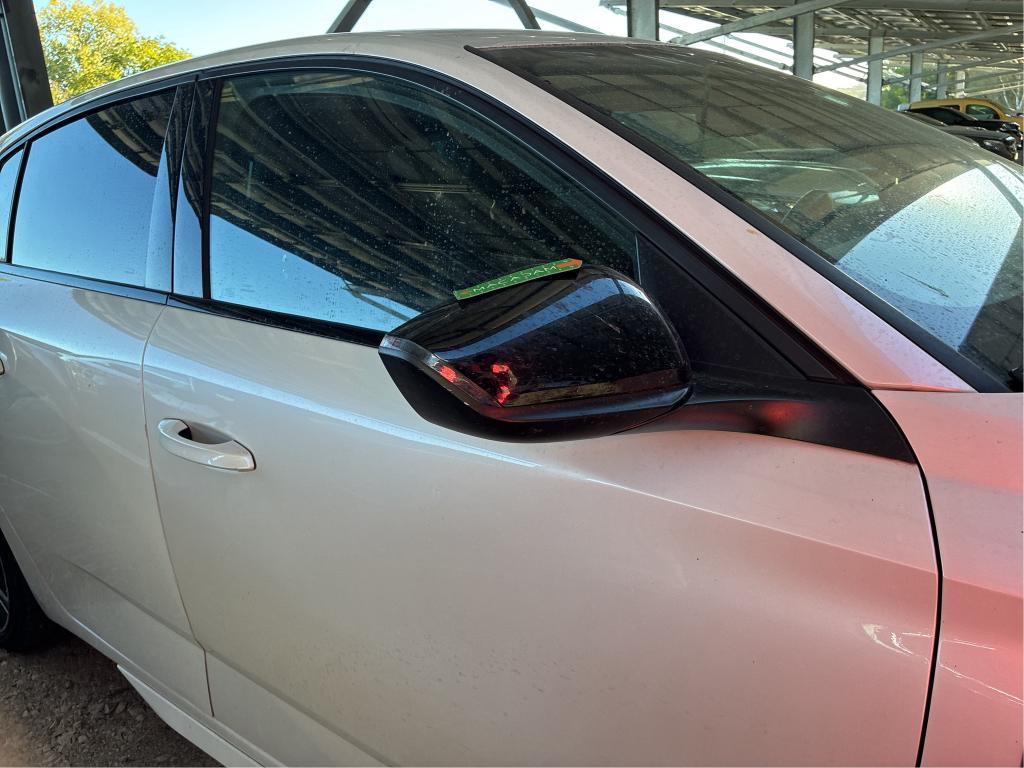 PEUGEOT 308 PHEV 180 e-EAT8 GT 2022