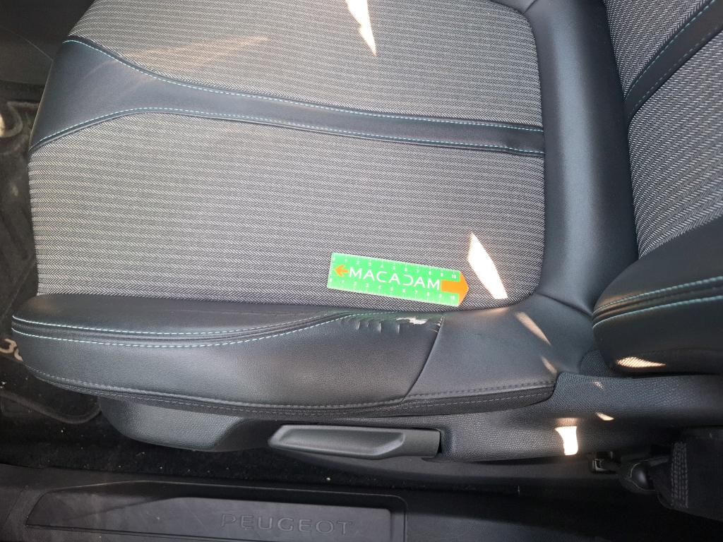 PEUGEOT 3008 BlueHDi 130ch S&S EAT8 Allure Pack 2021