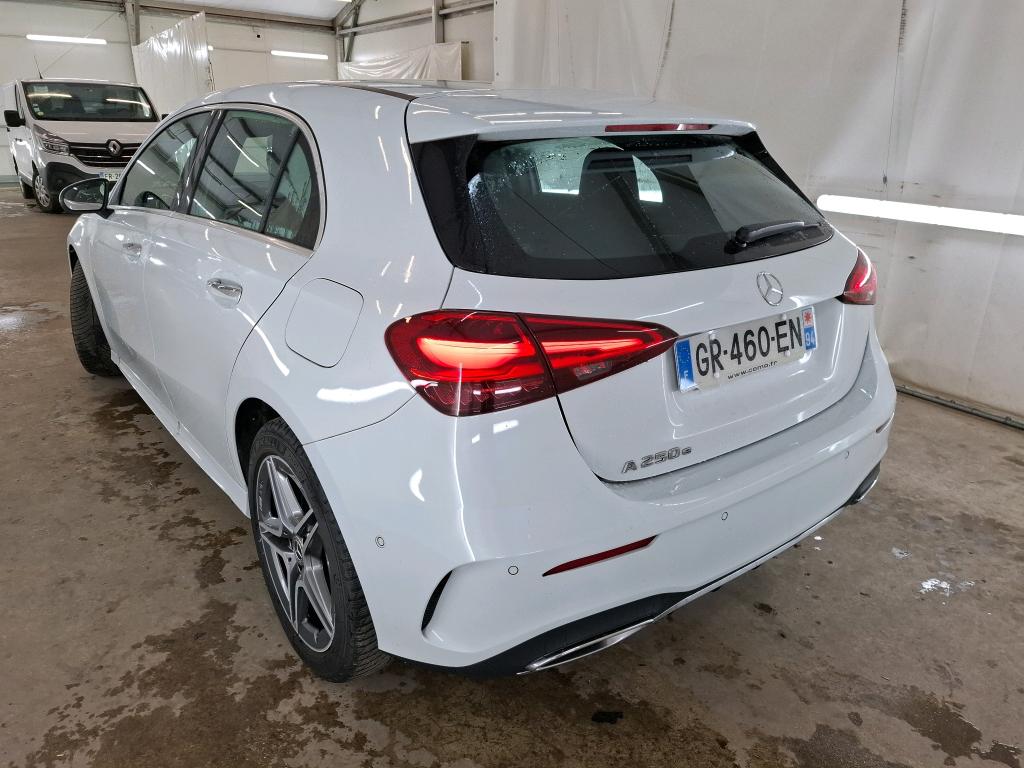 MERCEDES CLASSE A 250 e 8G-DCT AMG Line 2023