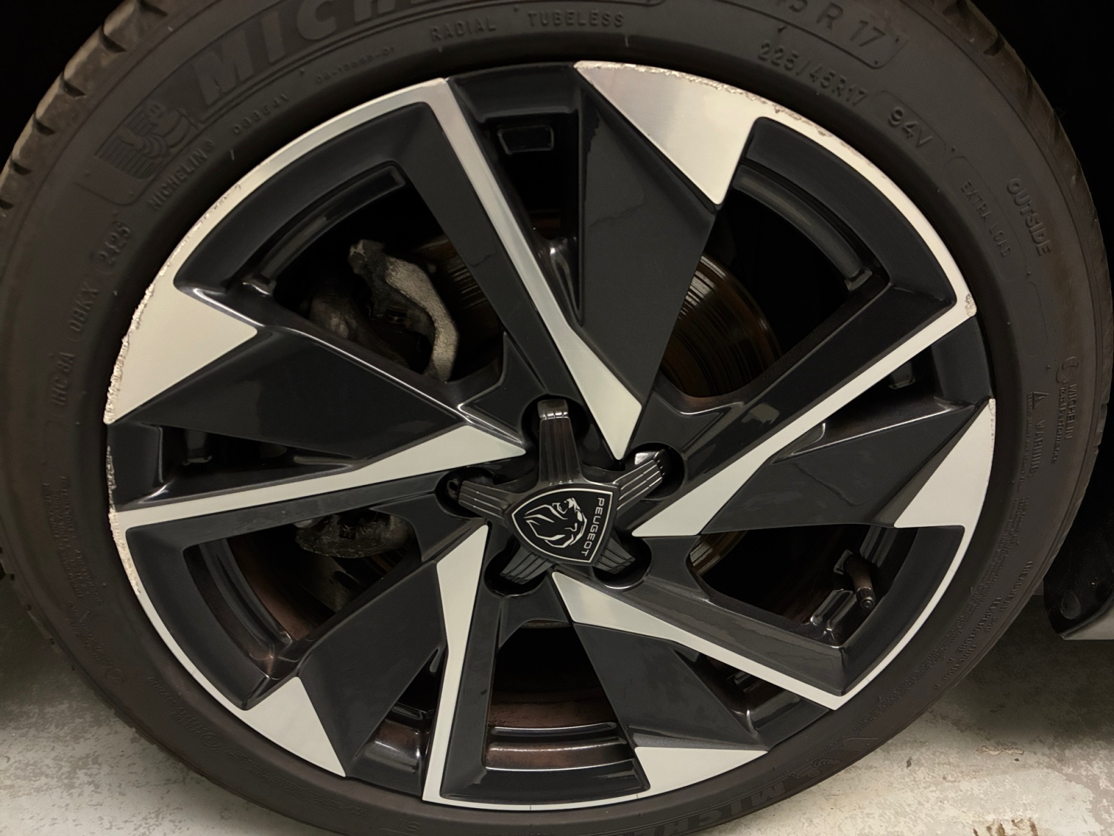 PEUGEOT 308 BlueHDi 130ch S&S EAT8 Allure 2025