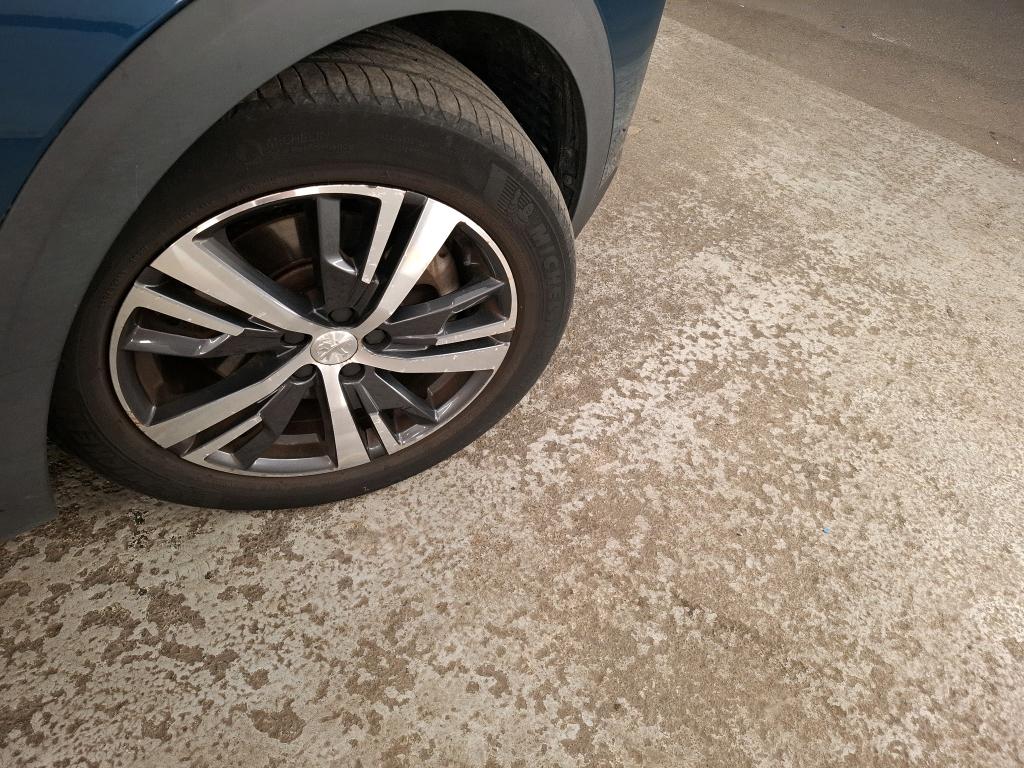 PEUGEOT 3008 Hybrid 225 e-EAT8 Allure Pack 2021