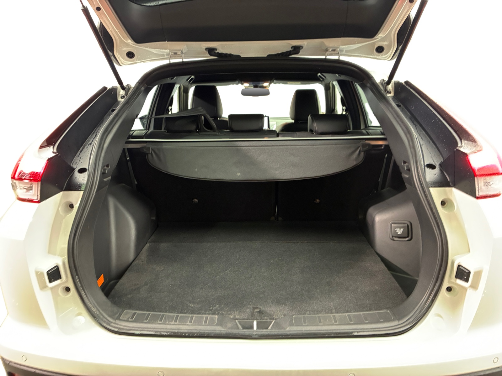 MITSUBISHI Eclipse Cross 2.4 MIVEC PHEV Twin Motor 4WD Instyle 2021