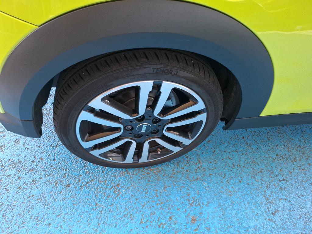 MINI HATCH 3 Portes Cooper 136 ch BVA7 Edition Camden 2023