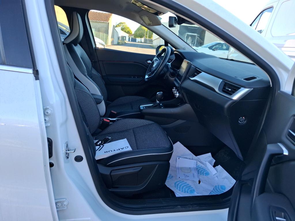 RENAULT CAPTUR E-Tech Plug-in 160 - 21 Intens 2022