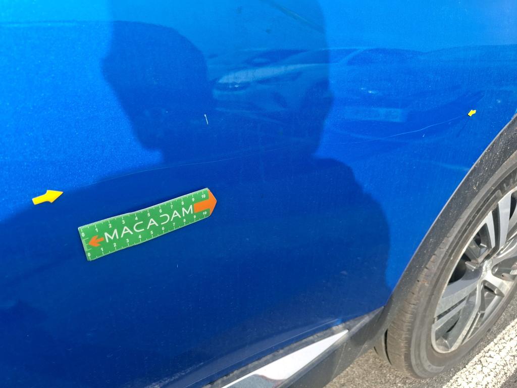 PEUGEOT 3008 Hybrid 225 e-EAT8 Allure Pack 2022
