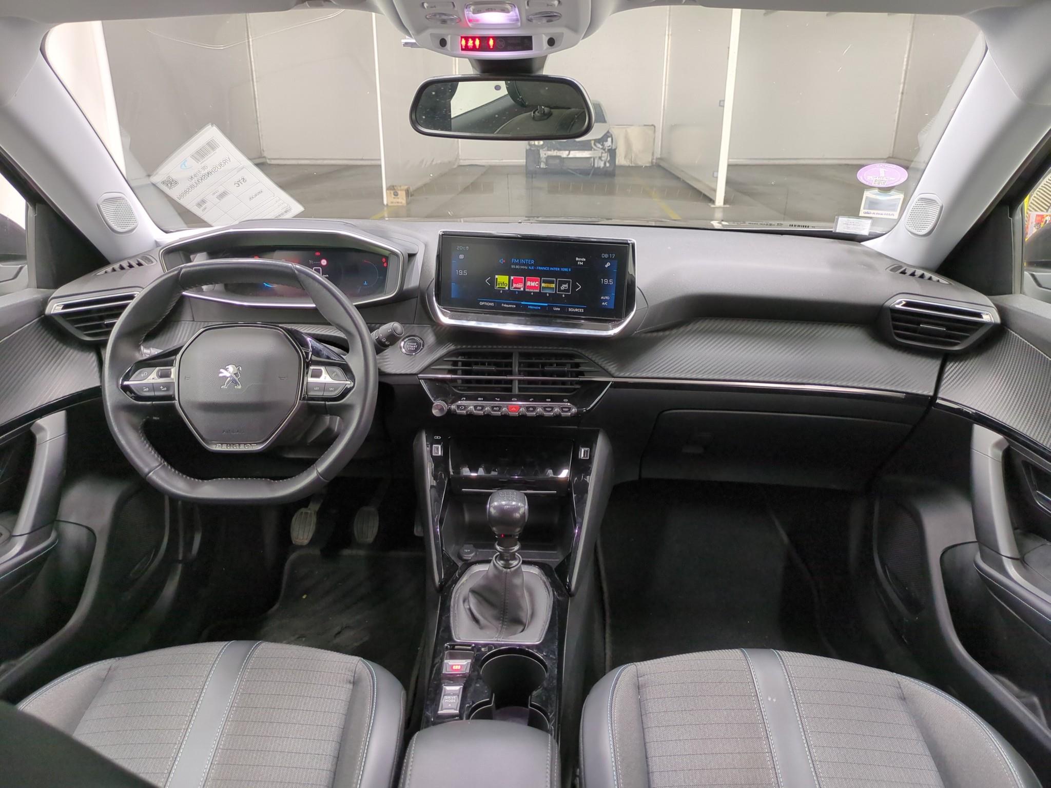 PEUGEOT 2008 BUSINESS PureTech 130 S&S BVM6 Allure 2022
