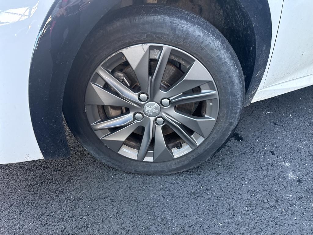 PEUGEOT 208 AFFAIRE BUSINESS R 2023