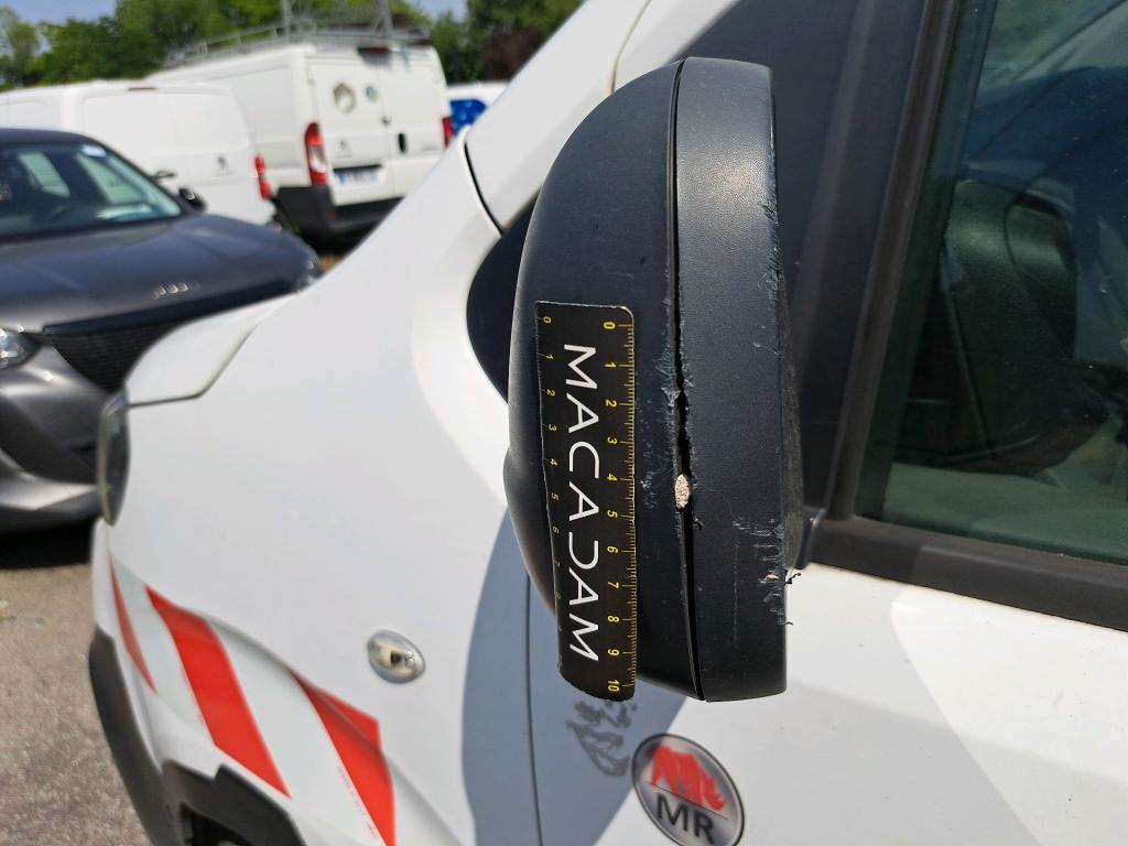 PEUGEOT EXPERT FGN TOLE STANDARD 2.0 BLUEHDI 120 S&S BVM6 PREMIUM 2019
