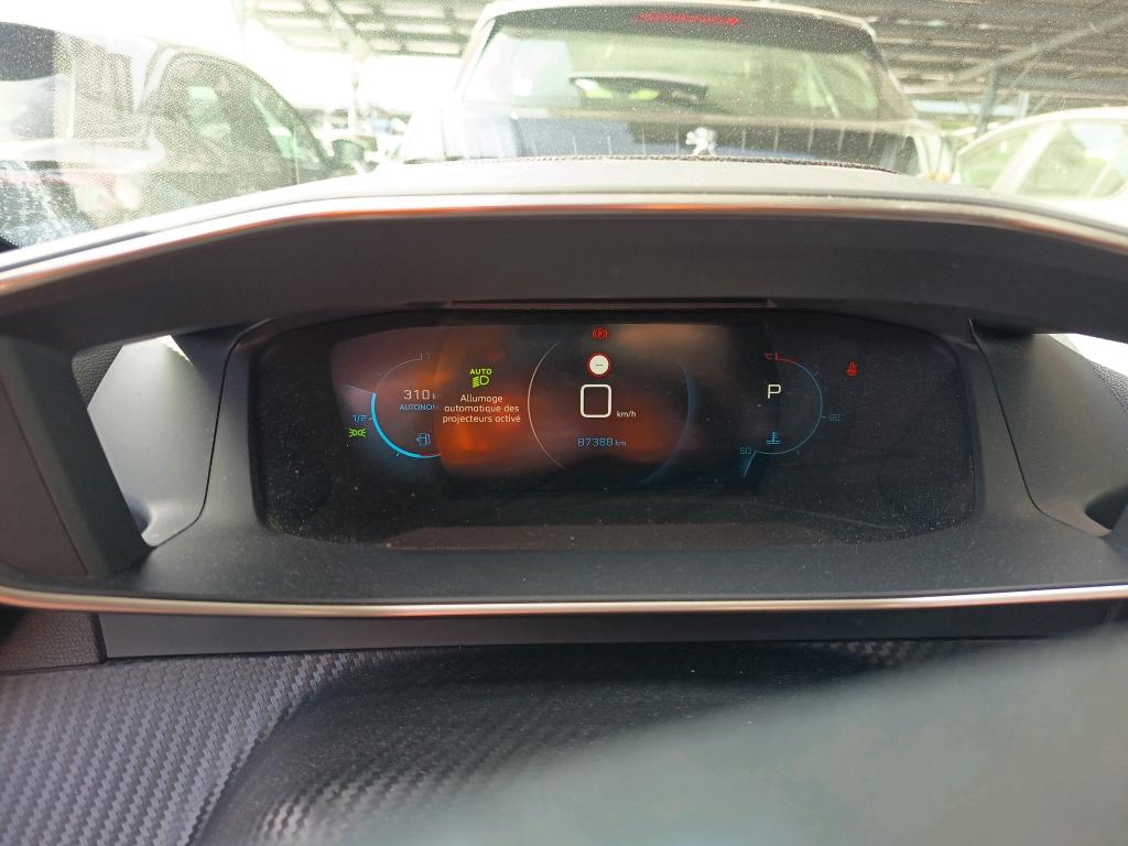 PEUGEOT 2008 BUSINESS PureTech 130 S&S EAT8 Allure 2021