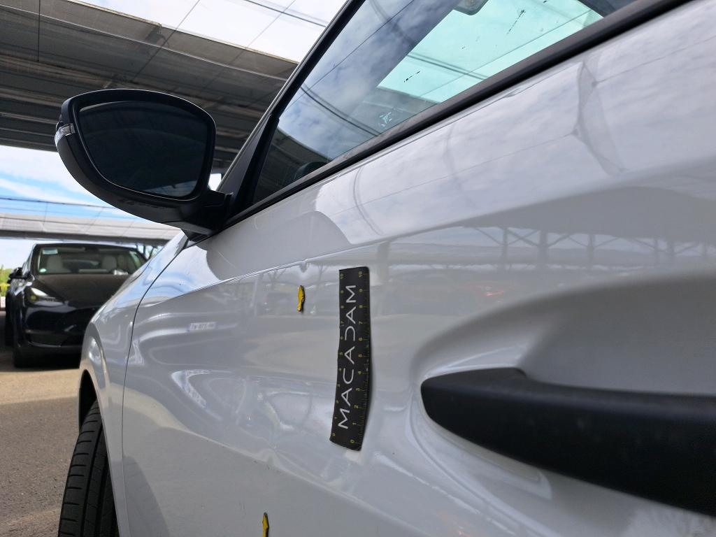 PEUGEOT 208 AFFAIRE PURETECH 75 S&S BVM5 PREMIUM 2022