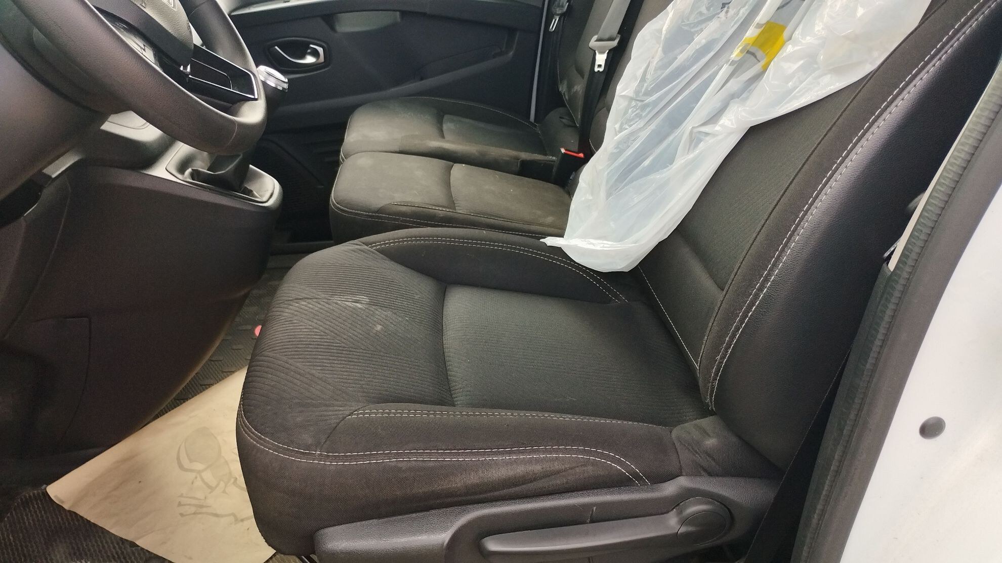 RENAULT TRAFIC FOURGON FG BLUE DCI 130 L1H1 2T8 GSR2 EXTRA 2024