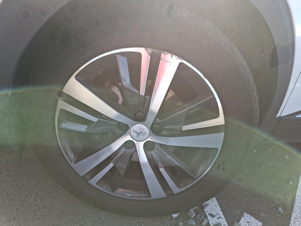 PEUGEOT 5008 BlueHDi 130ch S&S EAT8 Allure Pack 2023