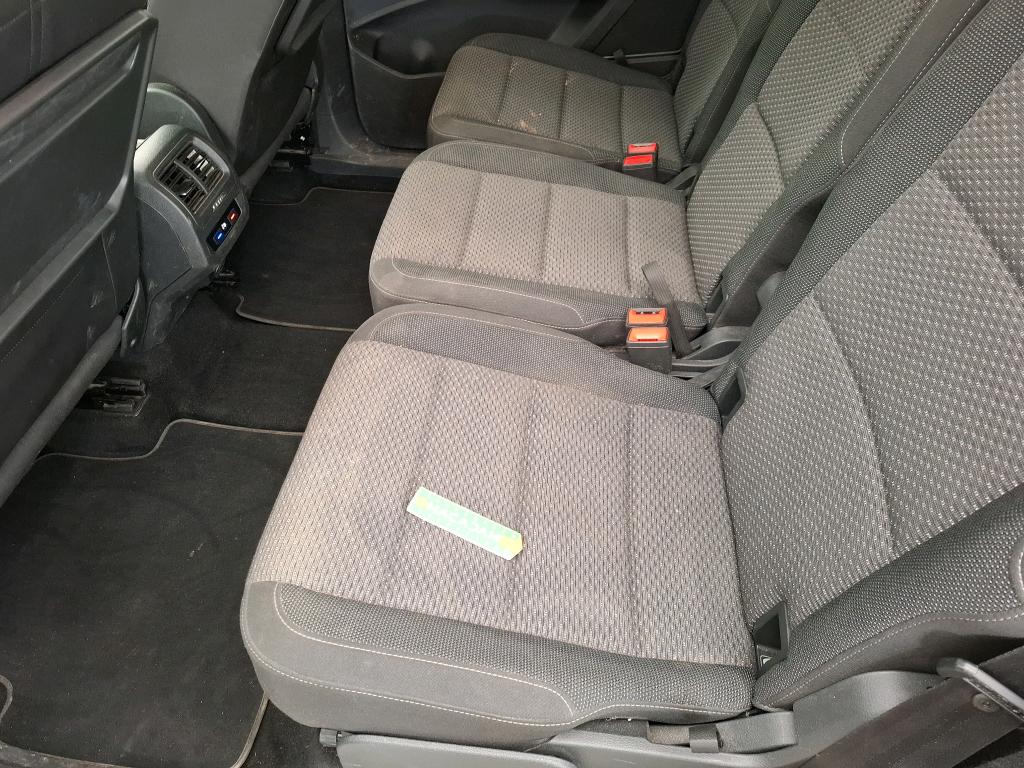 VOLKSWAGEN TOURAN BUSINESS 2.0 TDI 150 DSG7 7pl Lounge 2020