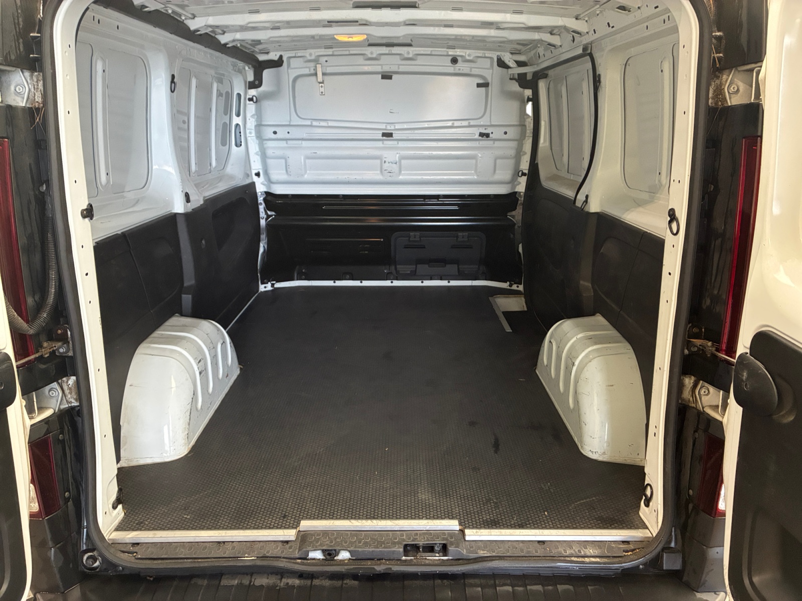 RENAULT TRAFIC FGN L1H1 1000 KG DCI 120 GRAND CONFORT 2020