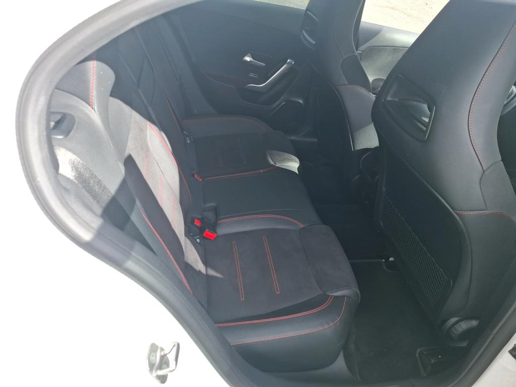 MERCEDES-BENZ CLASSE A 180 d Business Line 2024
