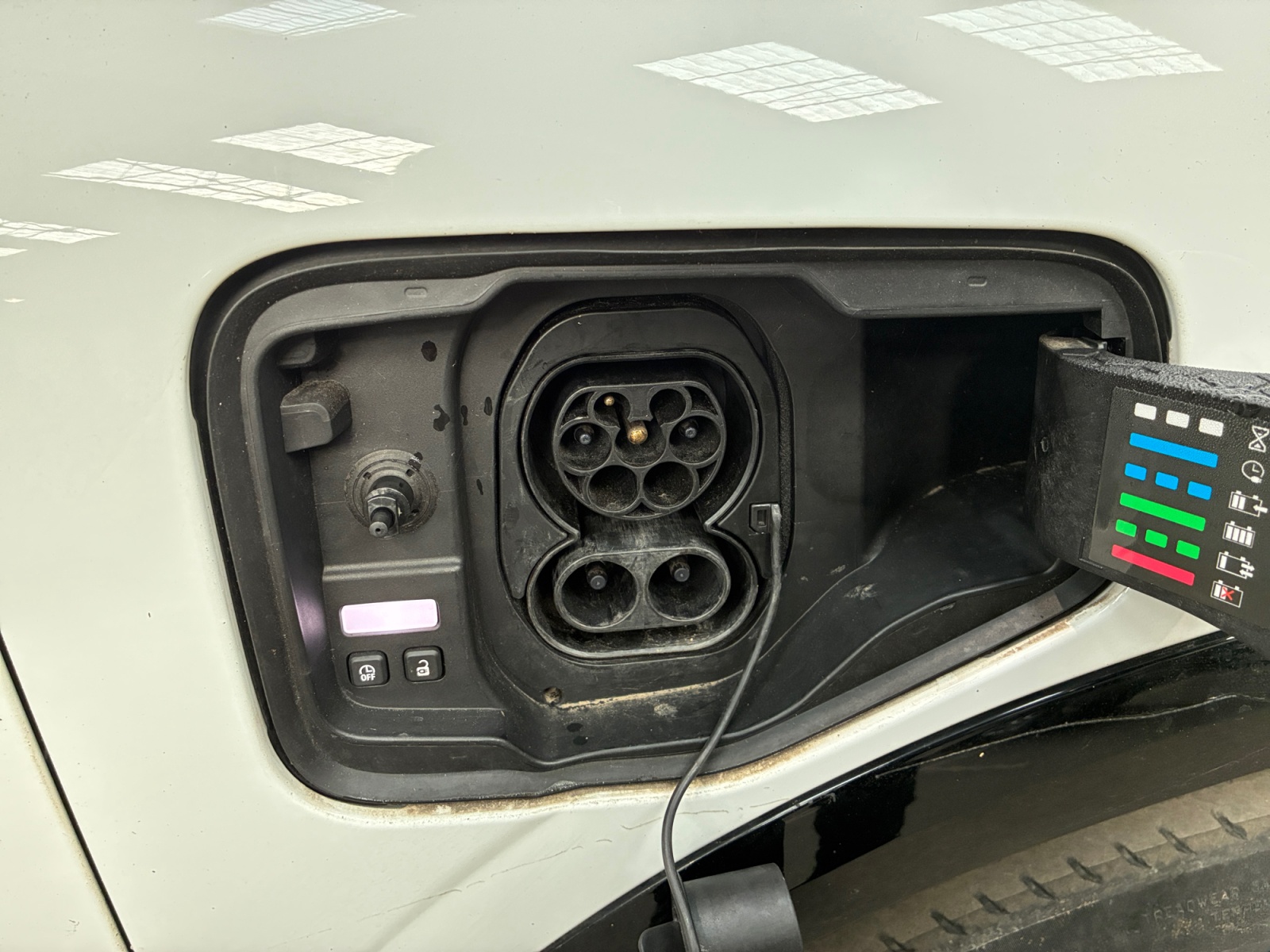RENAULT MEGANE E-TECH 130 ch autonomie urbaine AC7 GSR2 Equilibre 2024