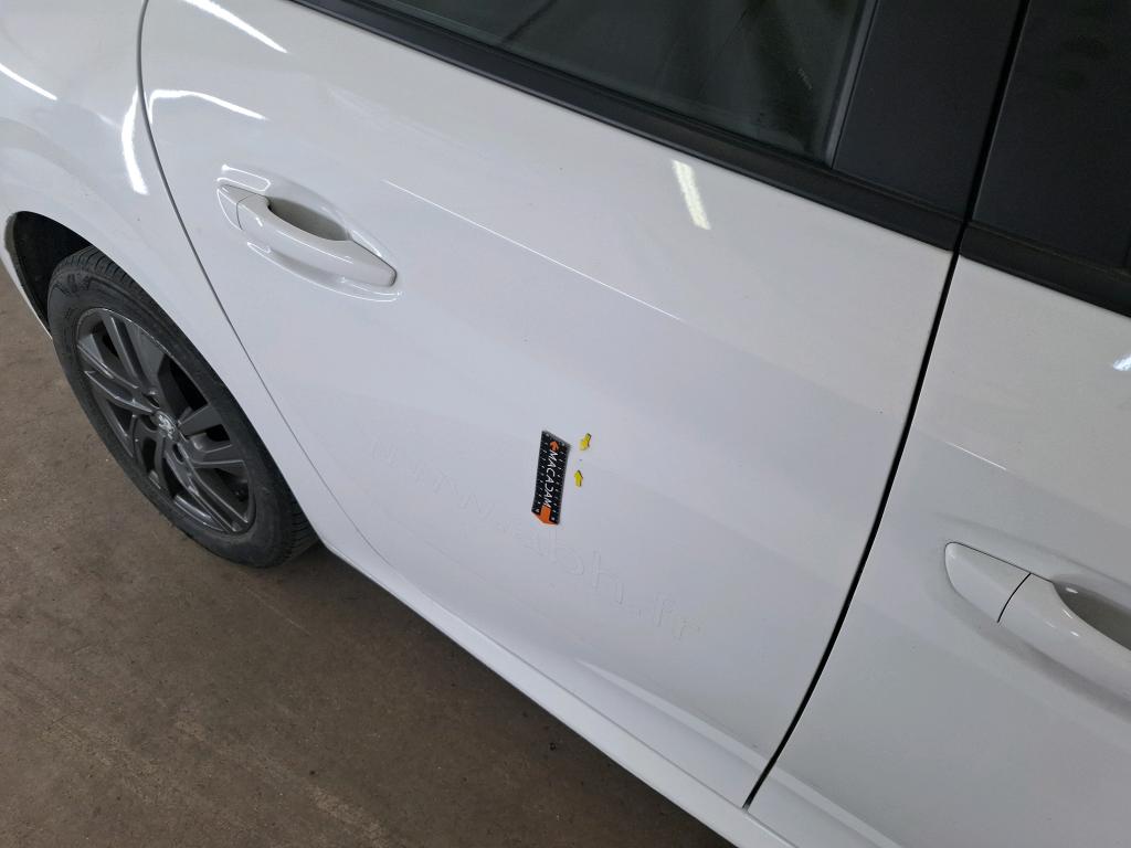 PEUGEOT 208 AFFAIRE BUSINESS R 2022