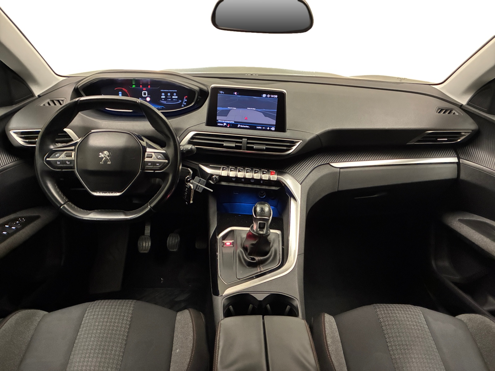 PEUGEOT 3008 1.6 BlueHDi 120ch S&S BVM6 BC Active Business 2018