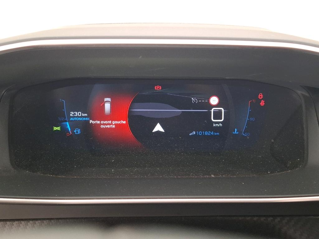 PEUGEOT 2008 BUSINESS BlueHDi 110 S&S BVM6 Allure 2021