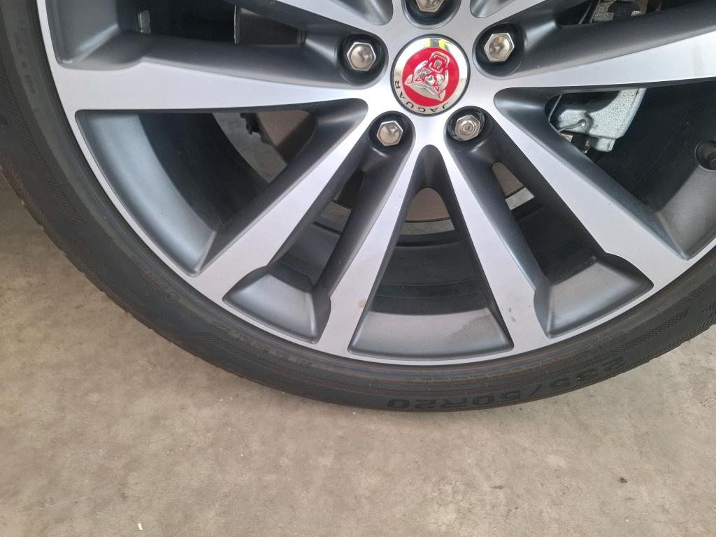 JAGUAR E-PACE P300e ch PHEV AWD BVA R-Dynamic SE 2022