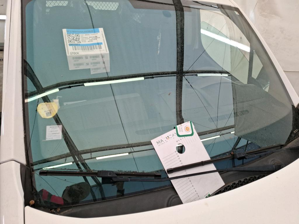 PEUGEOT PARTNER FGN FOURGON STANDARD 1.6 BLUEHDI 75 BVM5 PREMIUM 2017
