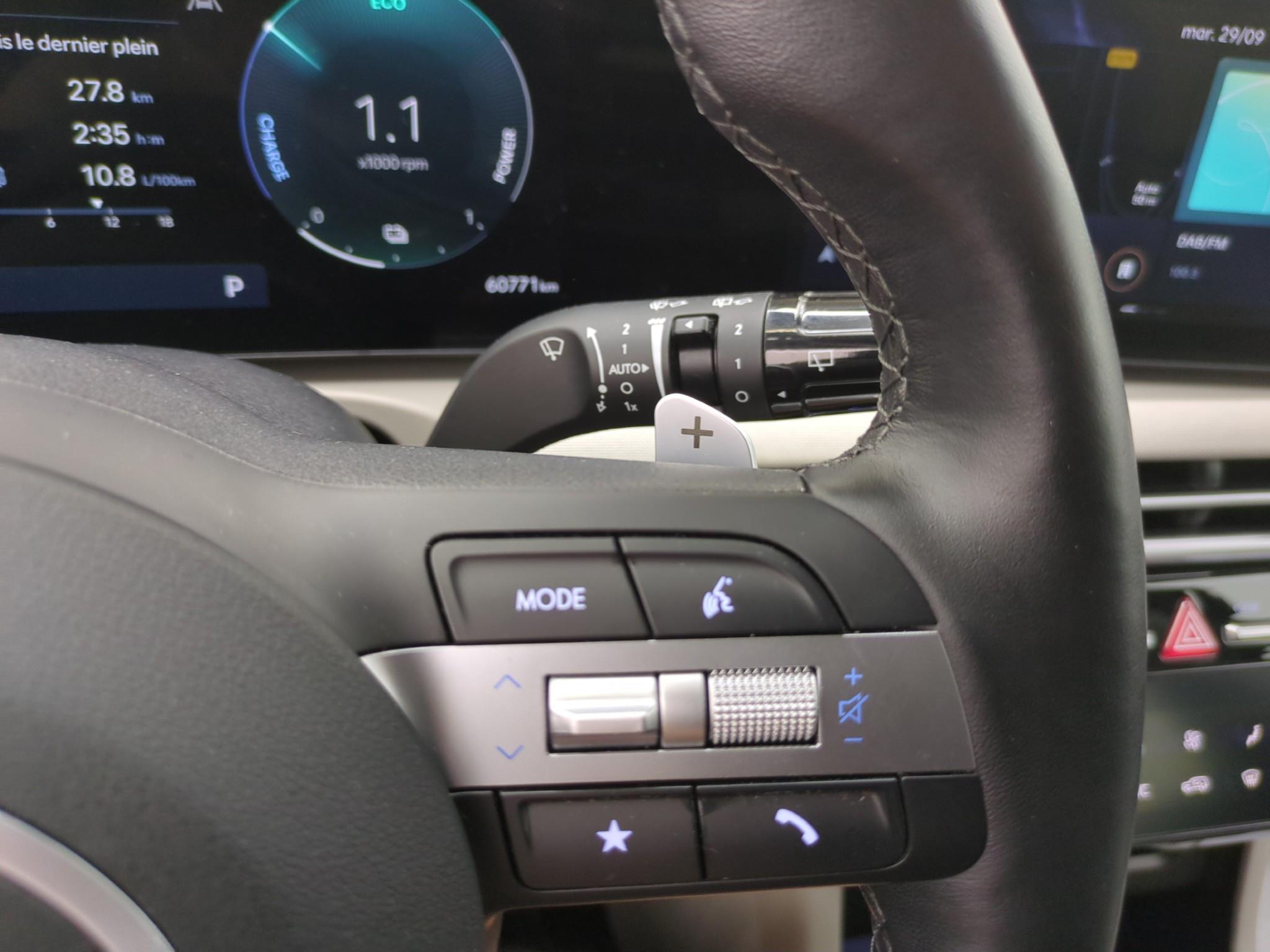 HYUNDAI TUCSON 1.6 T-GDI 215 Hybrid BVA6 Initia 2024