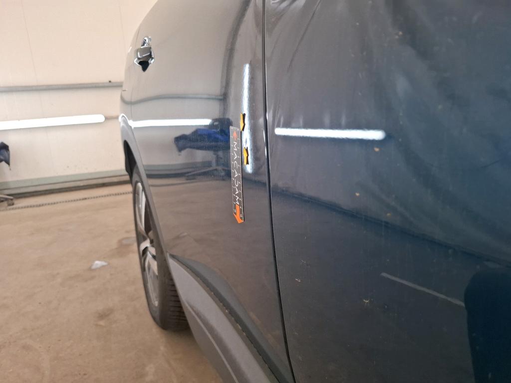PEUGEOT 3008 Hybrid 225 e-EAT8 Active Pack 2023