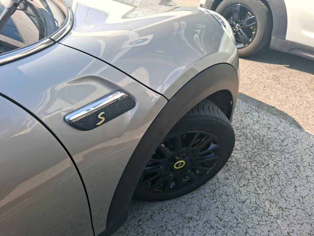 MINI HATCH 3 Portes Cooper SE 184 ch Edition Premium 2023