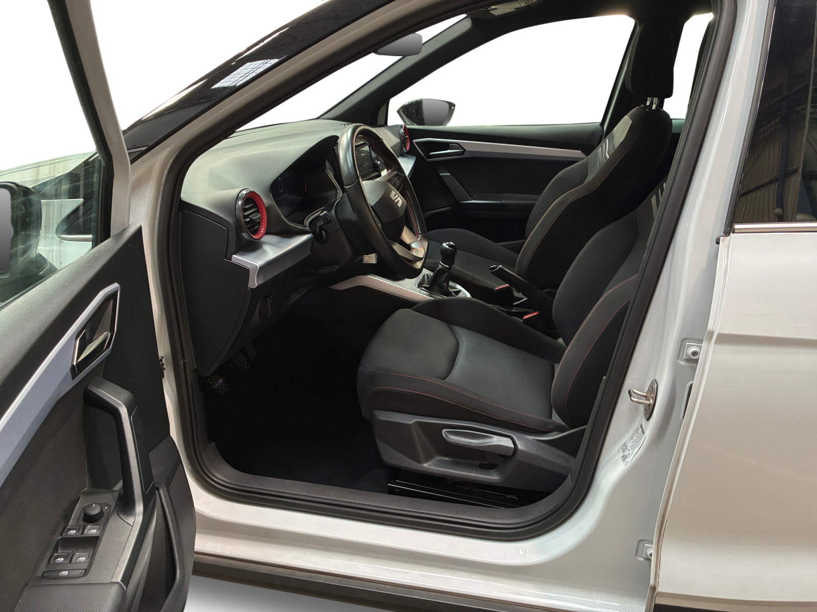 SEAT ARONA 1.0 TSI 95 ch Start/Stop BVM5 Xperience pack FR 2024