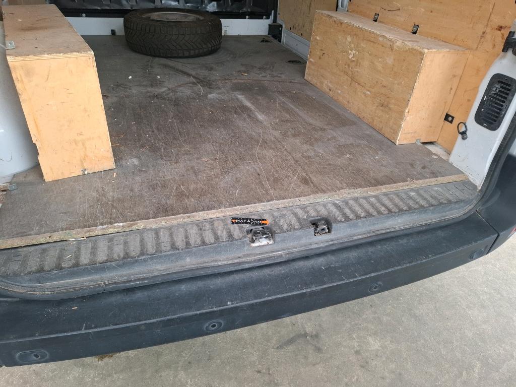 RENAULT MASTER FOURGON FGN TRAC F2800 L1H1 BLUE DCI 135 GRAND CONFORT 2023