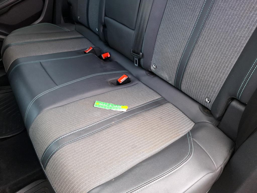 PEUGEOT 3008 Hybrid 225 e-EAT8 Allure Pack 2023