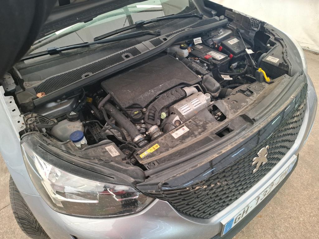 PEUGEOT 2008 PureTech 130 S&S EAT8 Active Pack 2022