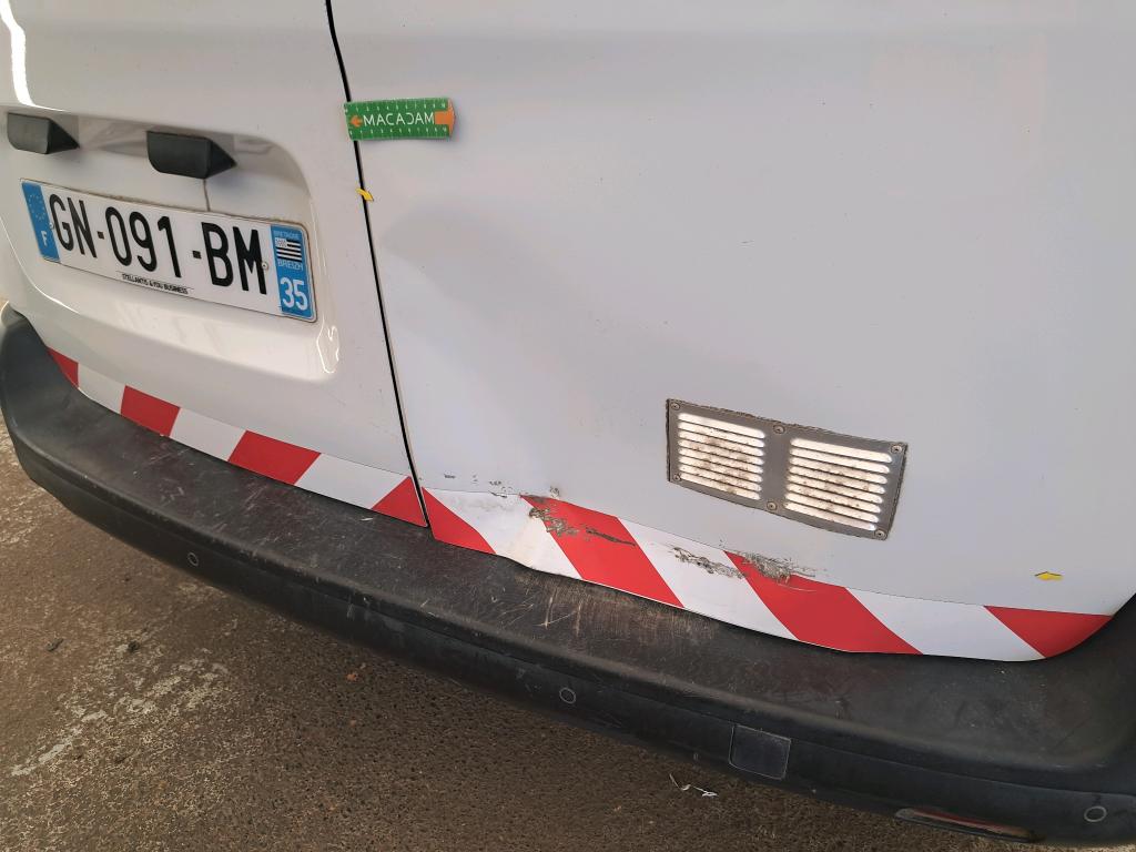 CITROEN JUMPY FOURGON FGN M BLUEHDI 100 S&S BVM6 - 2023