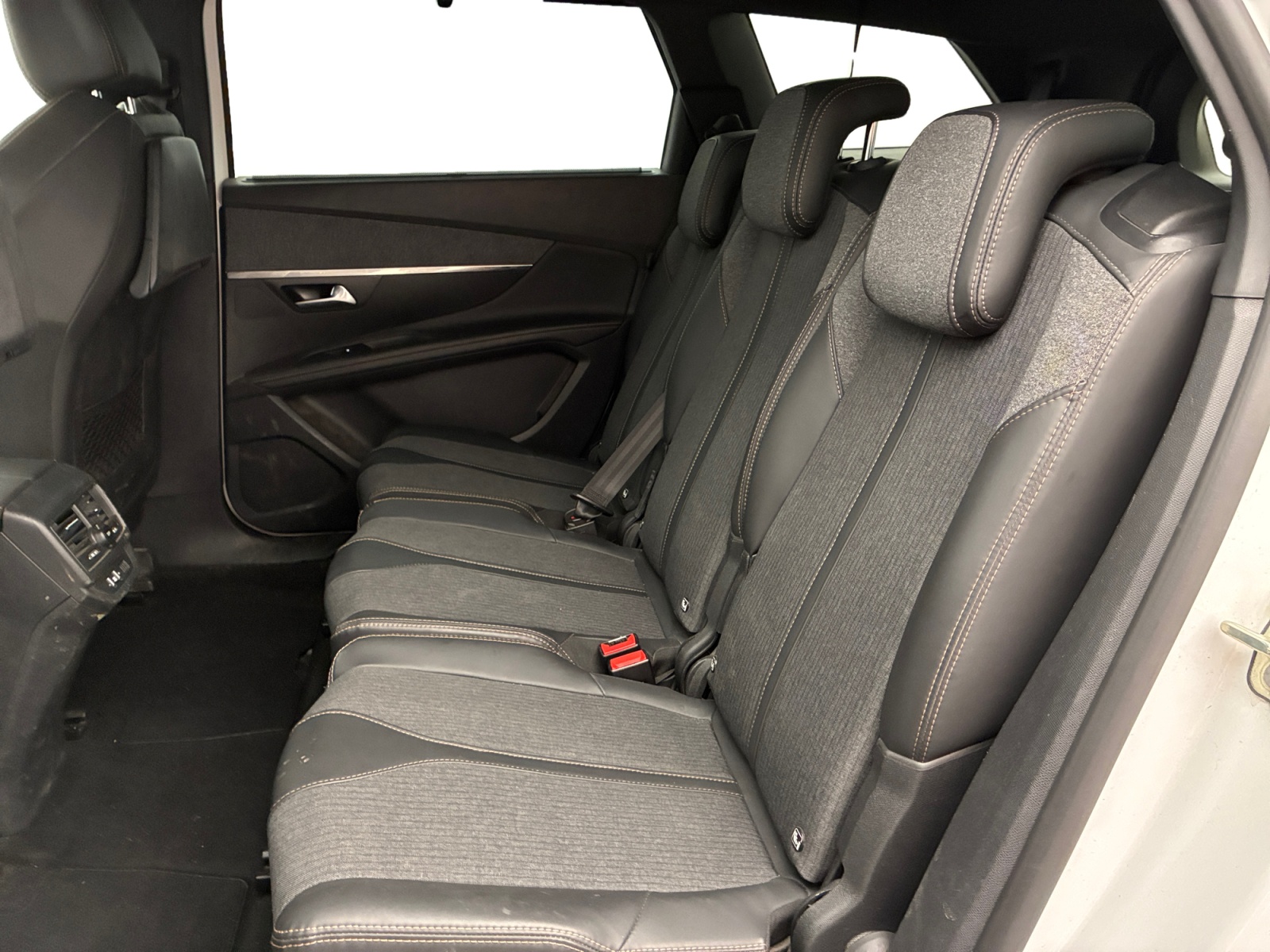 PEUGEOT 5008 1.2 PureTech 130ch S&S BVM6 GT Line 7 pl 2017