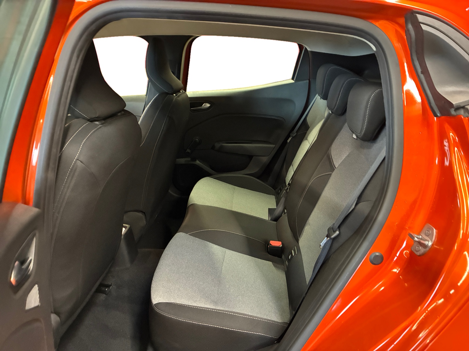 RENAULT CLIO SOCIETE BLUE DCI 100 EVOLUTION REVERSIBLE 2024