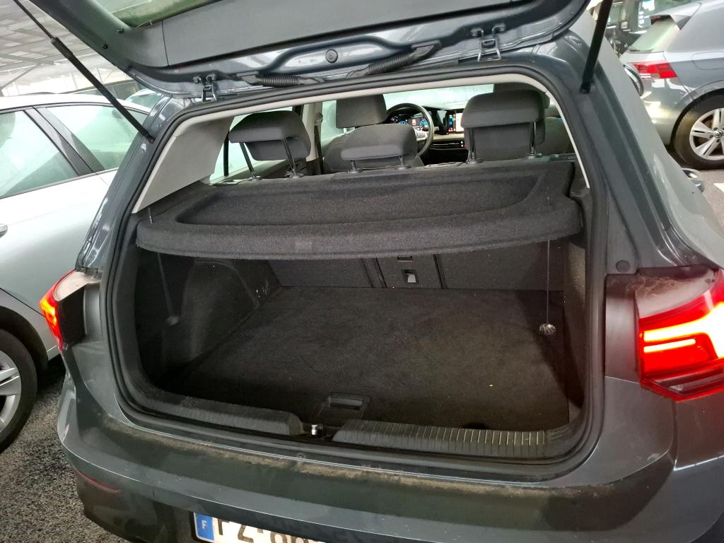 VOLKSWAGEN GOLF 1.0 eTSI OPF 110 DSG7 Life Business 2021