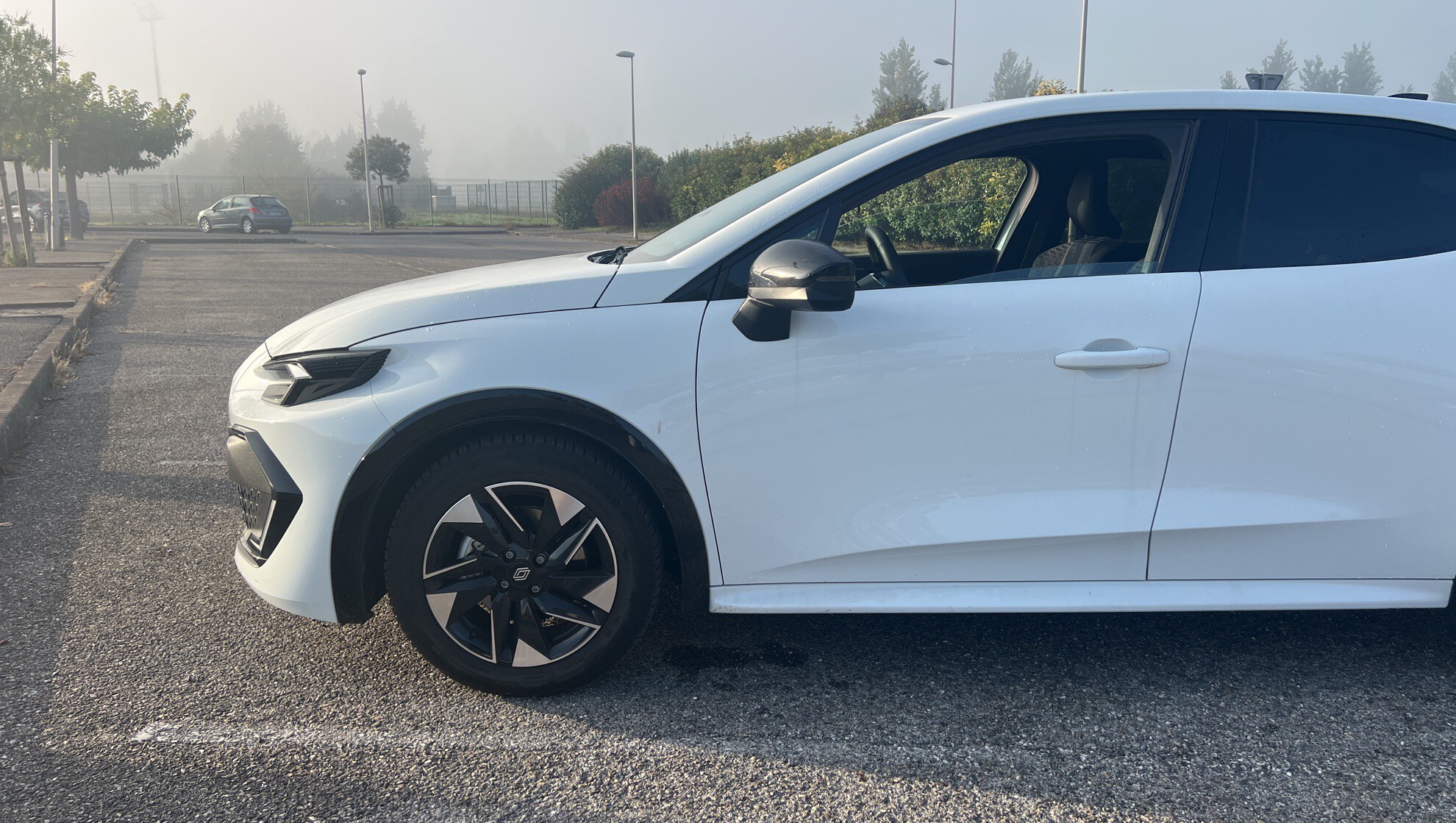 RENAULT CLIO VI HYBRID E-Tech full 160 ch Techno 2026