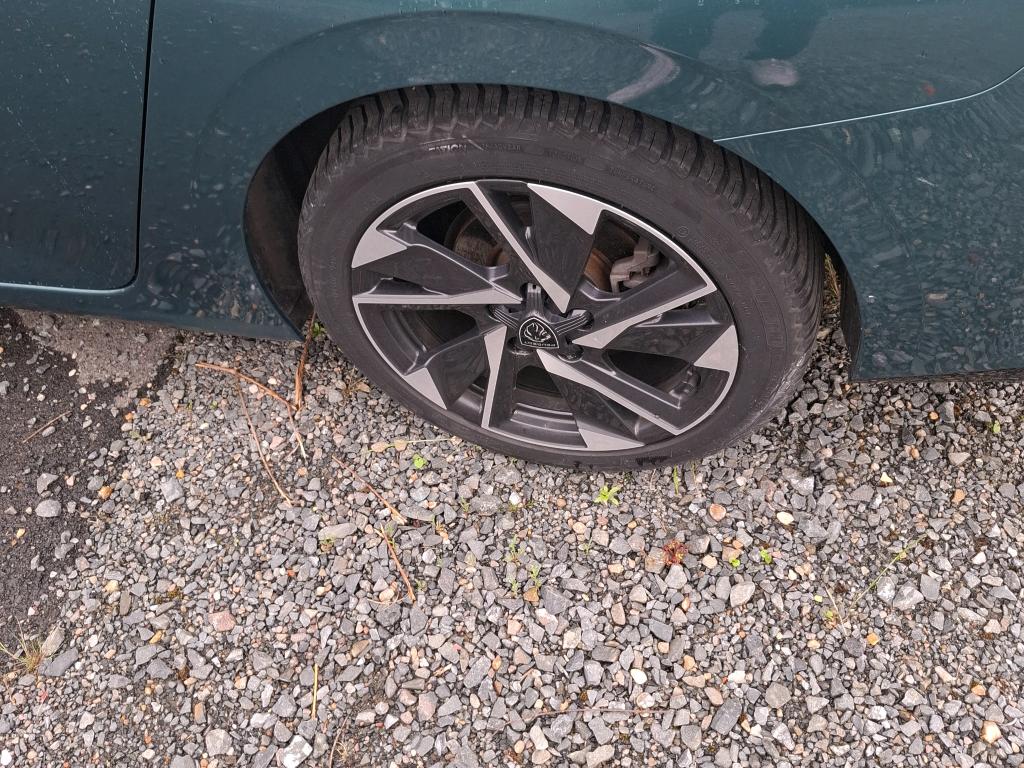 PEUGEOT 308 SW BlueHDi 130ch S&S EAT8 Allure Pack 2022