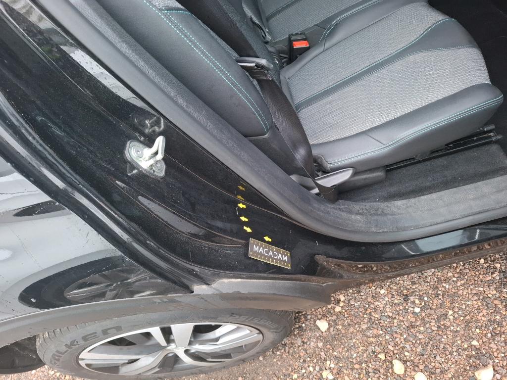 PEUGEOT 5008 PureTech 130ch S&S EAT8 Allure Pack 2023