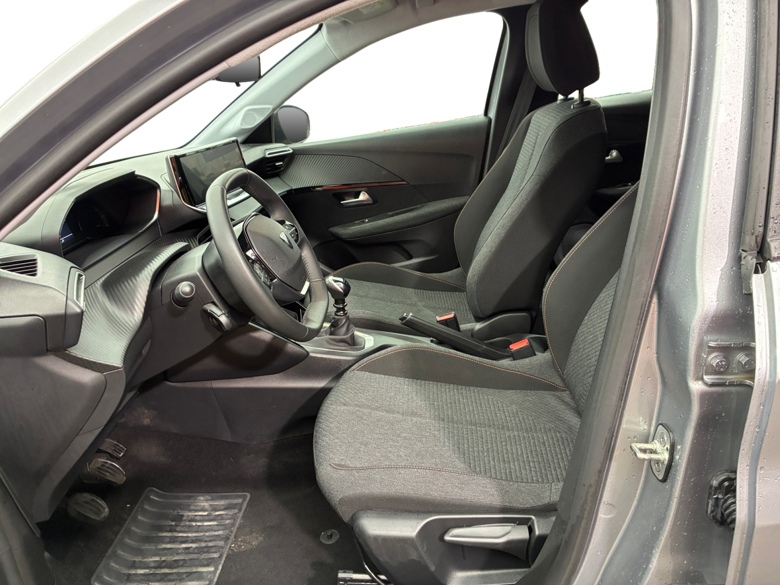 PEUGEOT 208 PureTech 100 S&S BVM6 Style 2025