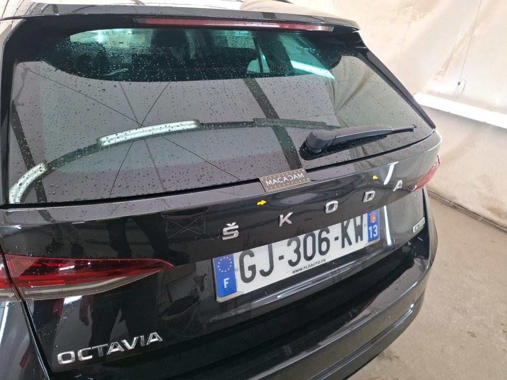 SKODA OCTAVIA COMBI 1.0 TSI mHEV e-TEC 110 ch DSG7 Ambition 2022