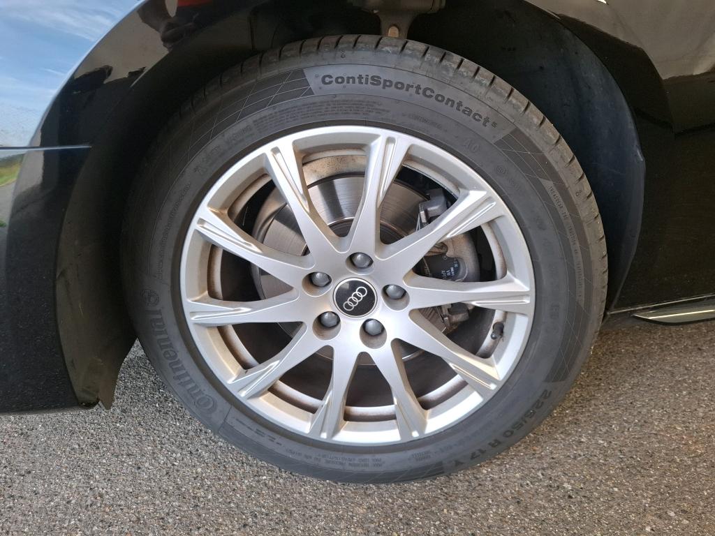 AUDI A4 BUSINESS 35 TFSI 150 S tronic 7 Line 2023