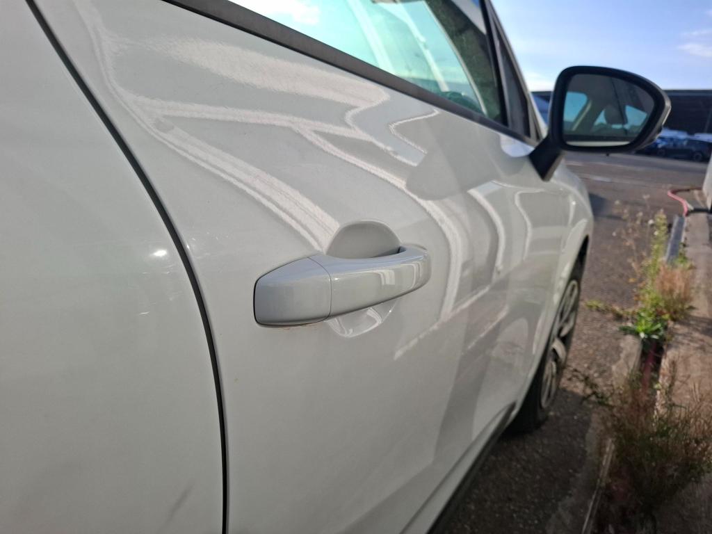 RENAULT CLIO V TCe 90 Equilibre 2023