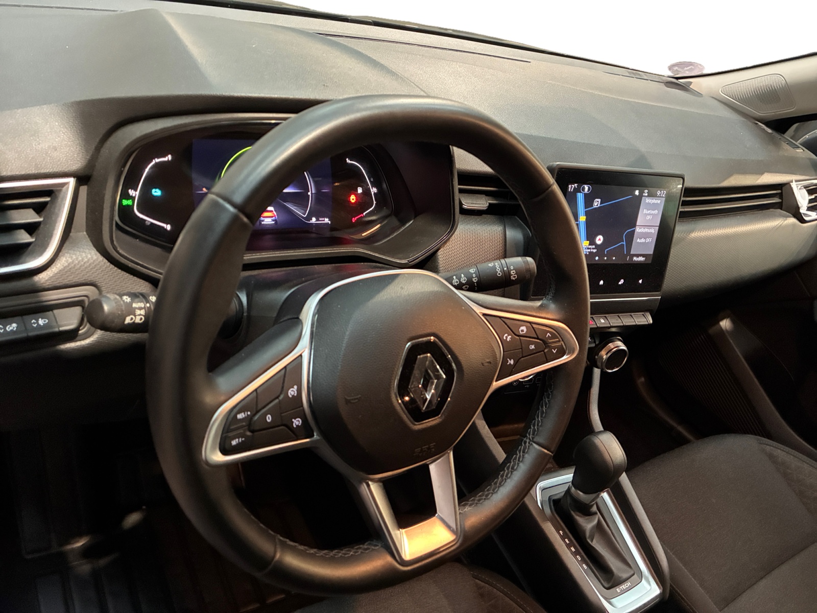 RENAULT CLIO SOCIETE E-TECH 140 - 21N BUSINESS REVERSIBLE 2022