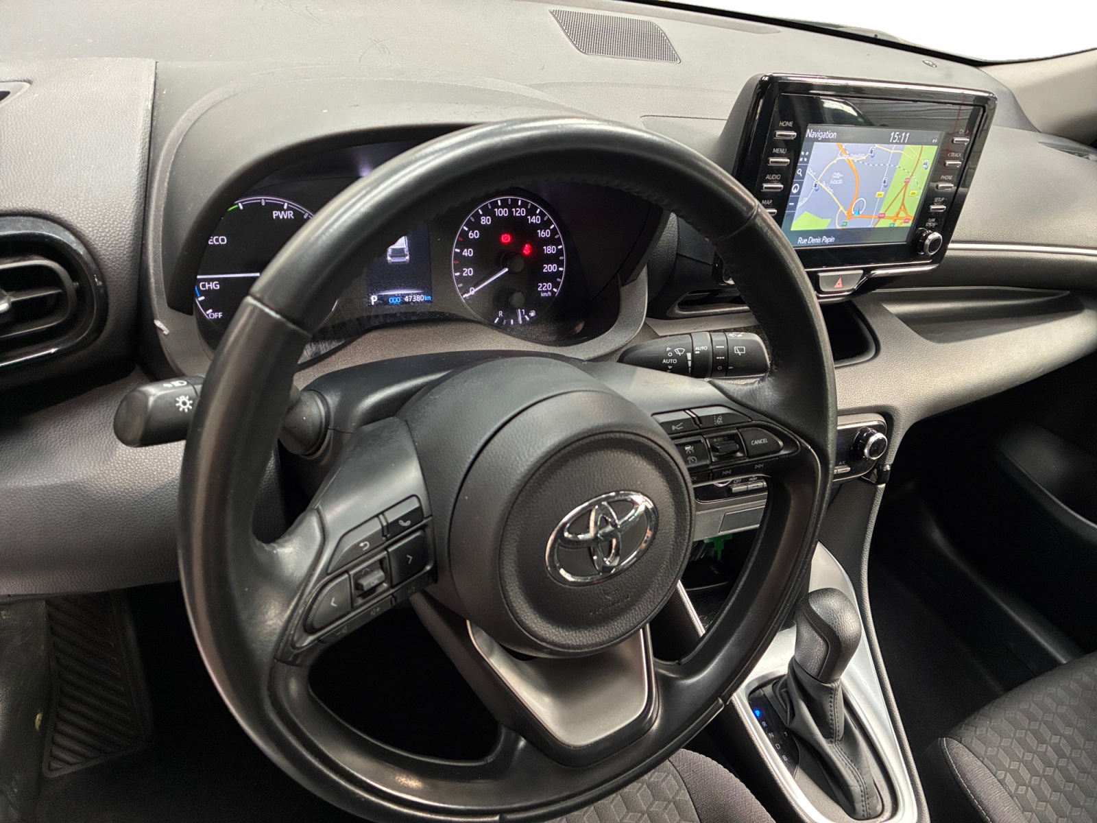 TOYOTA YARIS AFFAIRES PRO HYBRIDE 116h Dynamic Business 2023
