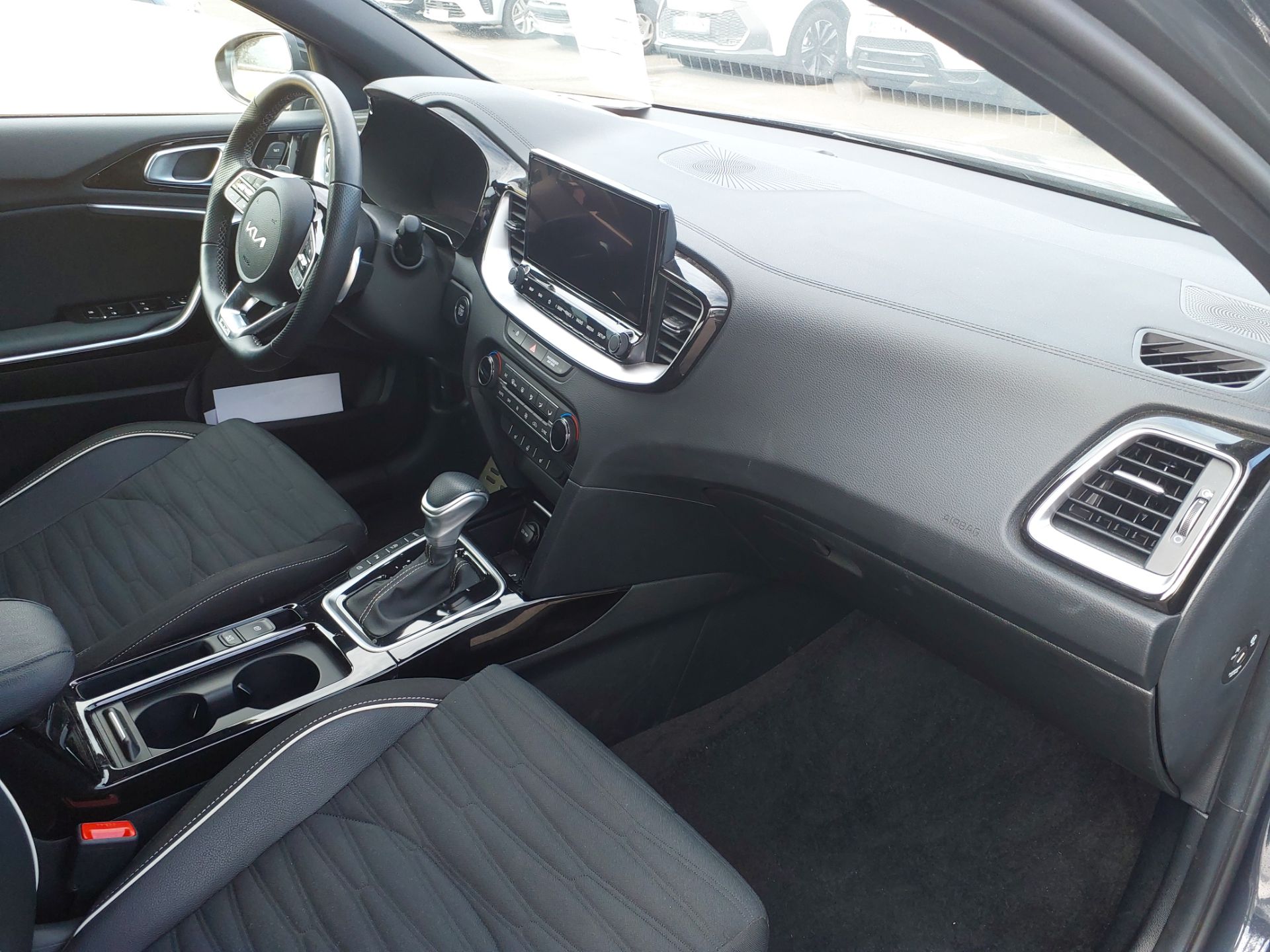 KIA CEED 1.5 T-GDi 140 ch DCT7 GT-line 2025
