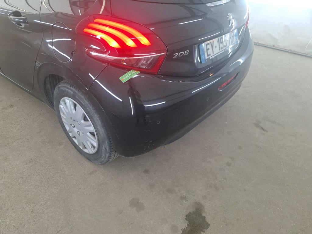 PEUGEOT 208 BUSINESS 1.6 BlueHDi 100ch S&S BVM5 Active 2018