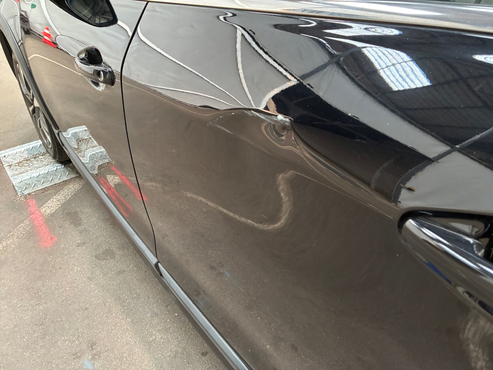 PEUGEOT 2008 1.2 PureTech 110ch S&S BVM5 Allure 2018